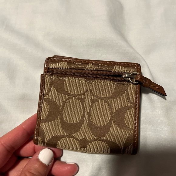 Coach Wallet - Picture 8 of 8